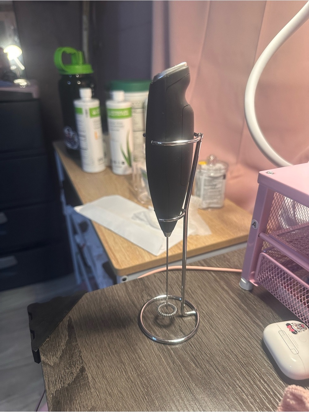 & Other Stories Black Handheld Milk Frother with Metal Stand